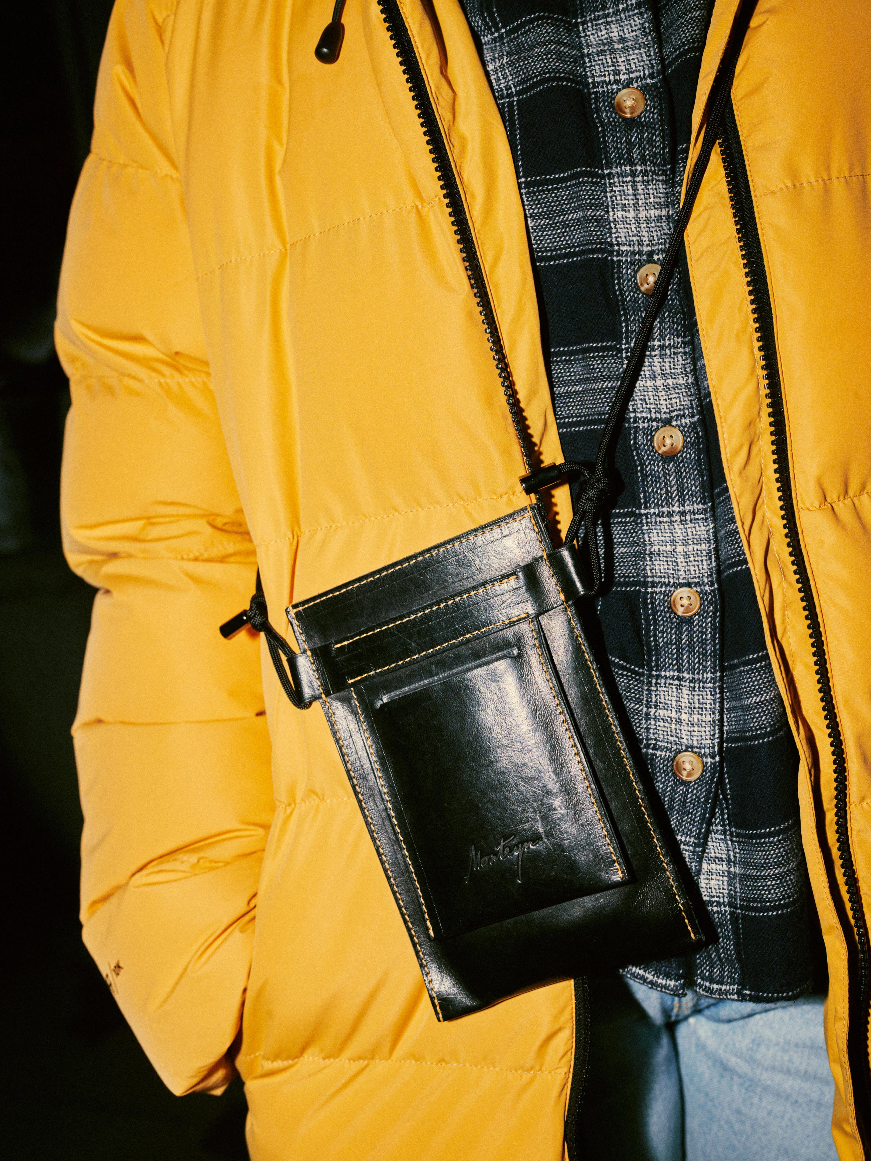 Phone sling bag Black