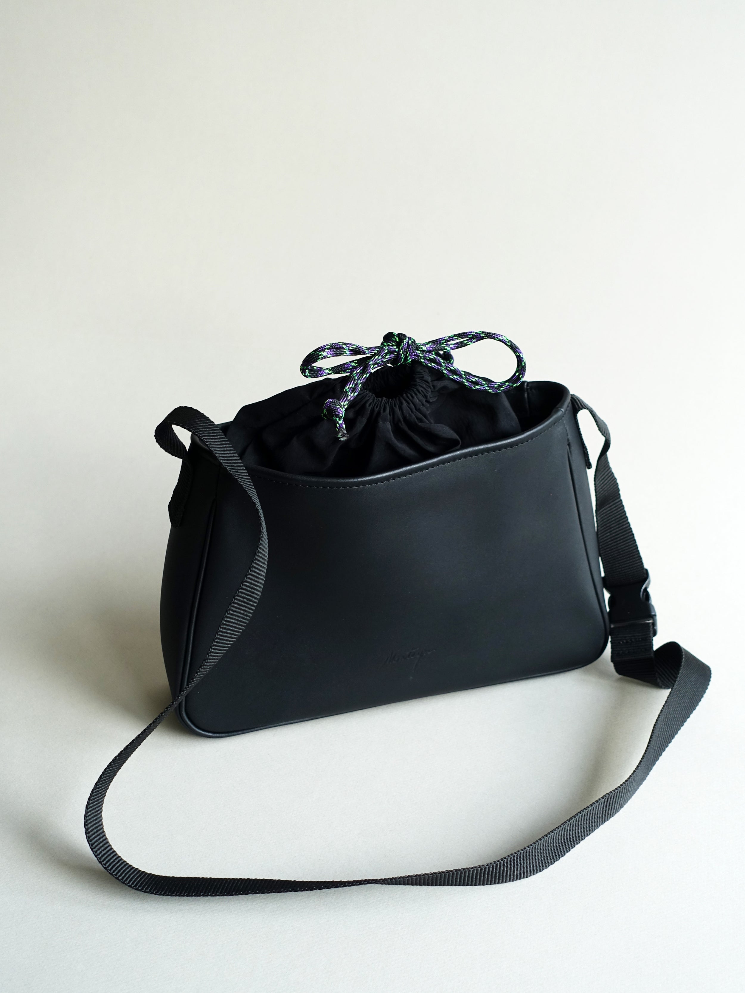Cross body bag Black