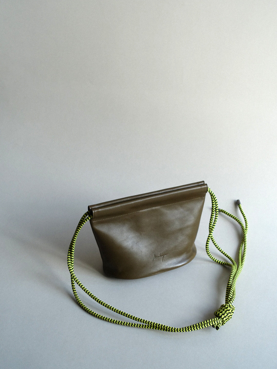 Oval bag Moss green