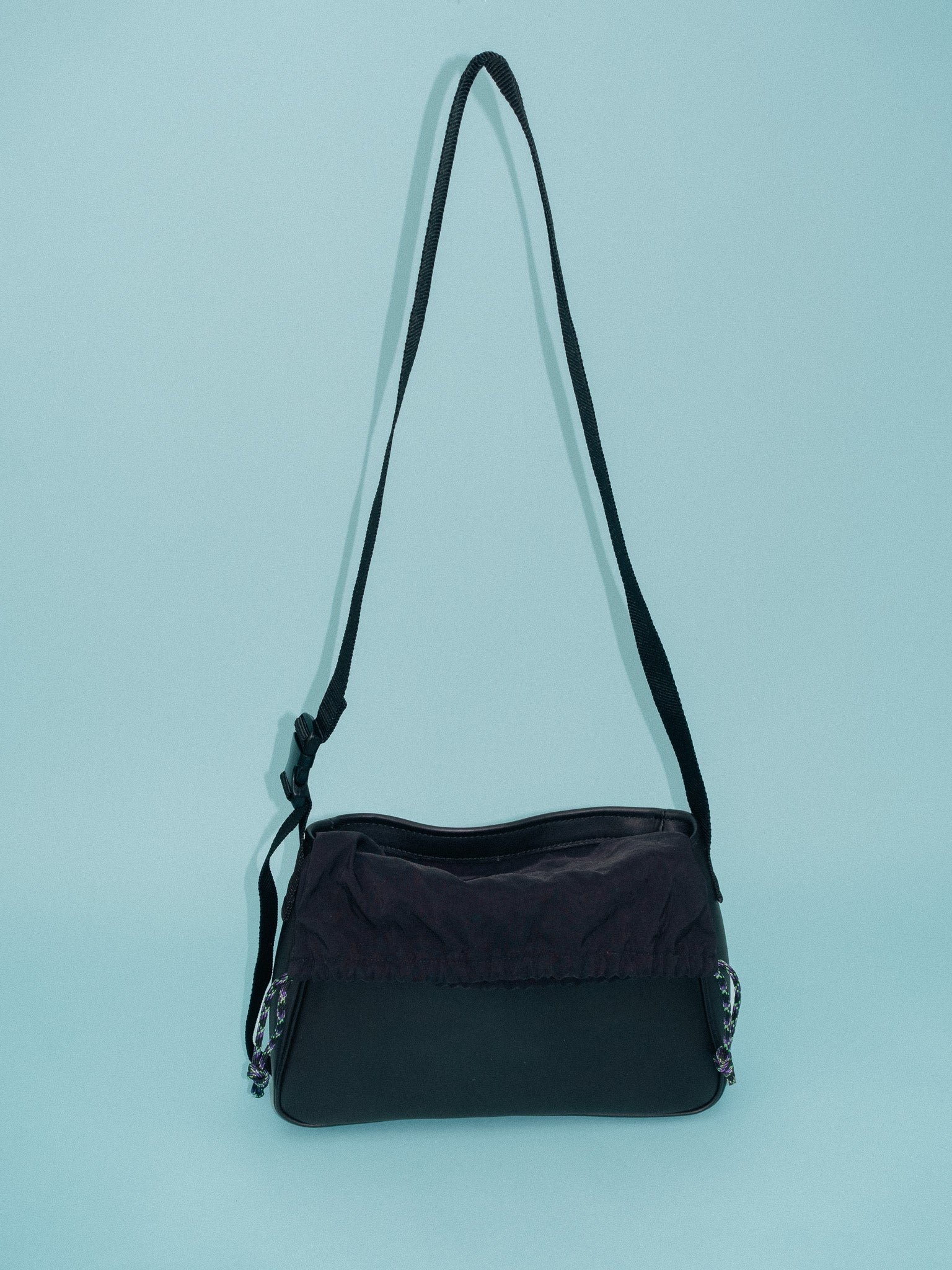 Frame, Black