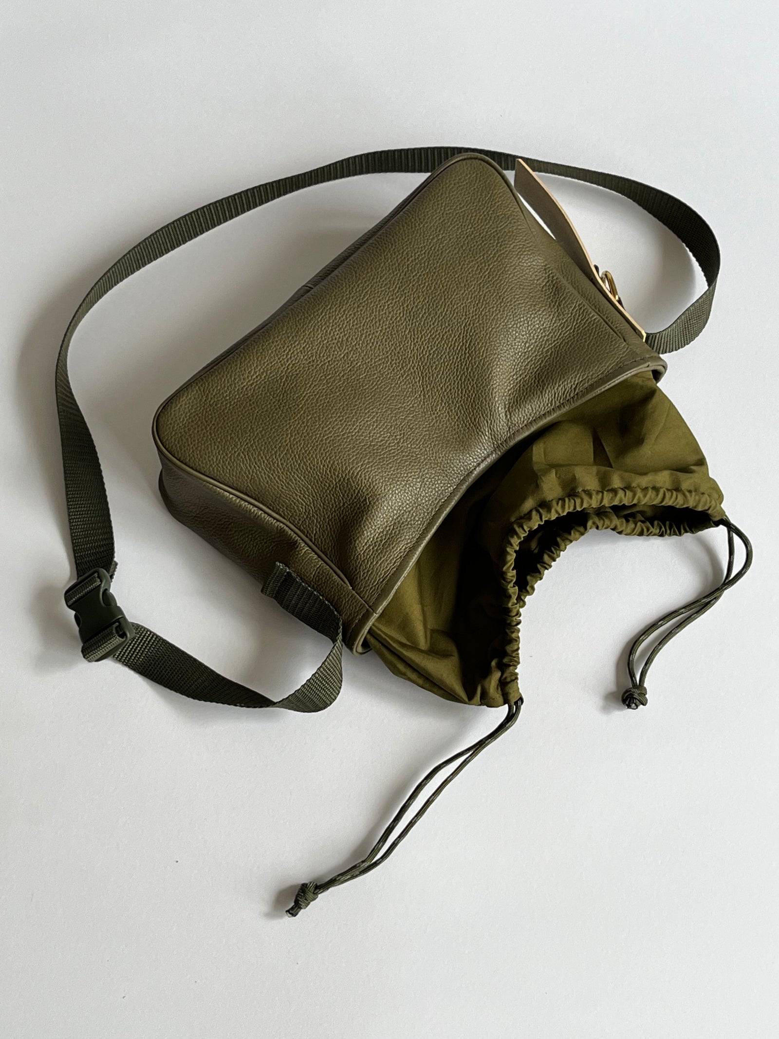 Cross body bag Moss green