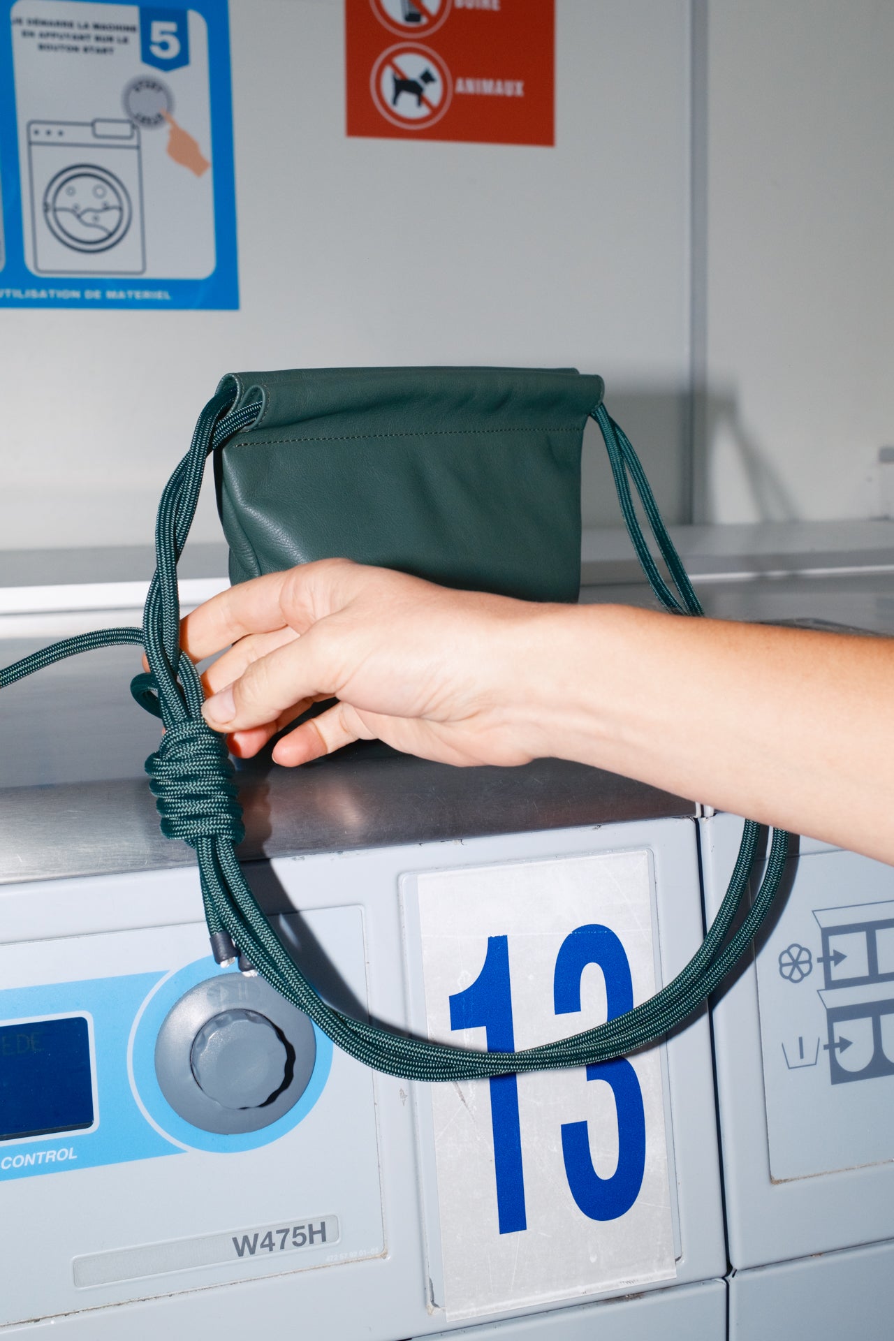 Oval bag Forest Green